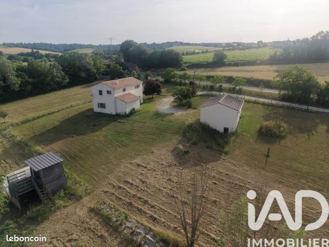 Propriété 7 pièces 143 m²