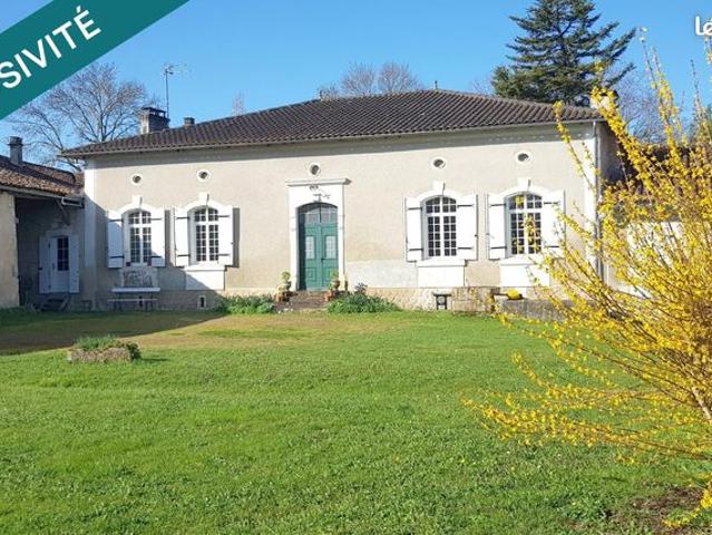 Propriété 7 pièces 203 m²