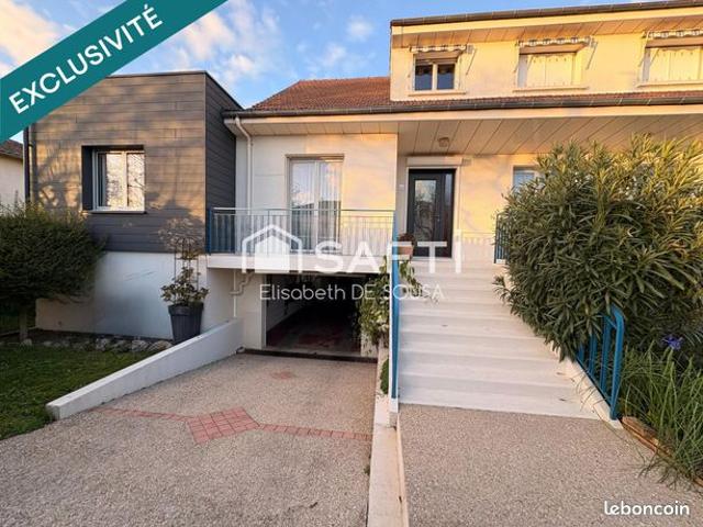 Propriété 7 pièces 154 m²