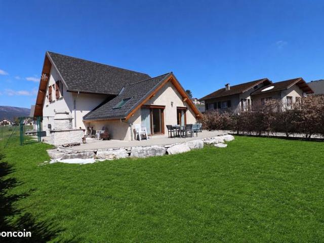 Propriété 7 pièces 154 m²