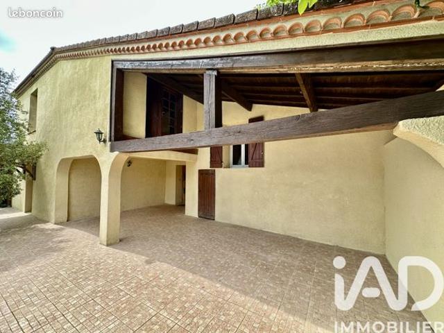 Propriété 7 pièces 154 m²