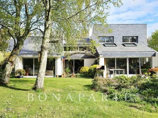 Propriété 7 pièces 154 m²