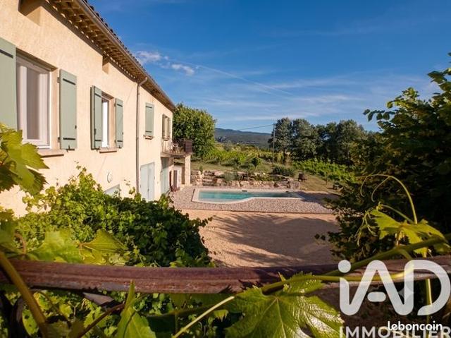 Propriété 7 pièces 155 m²