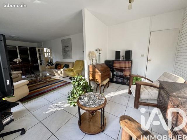 Propriété 7 pièces 155 m²