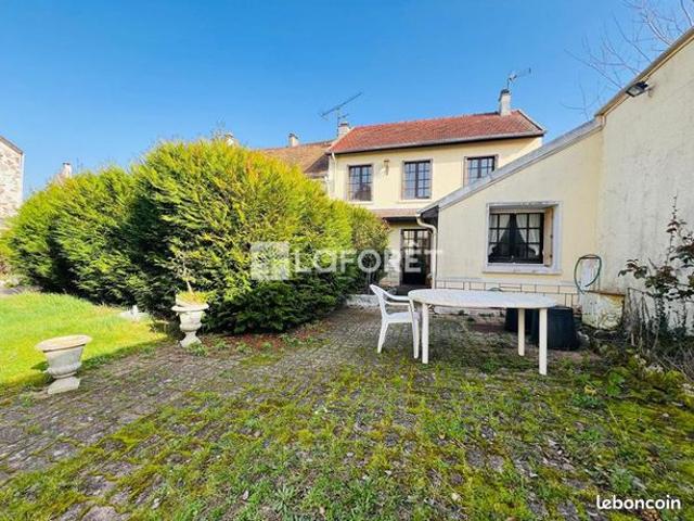 Propriété 7 pièces 155 m²
