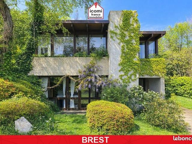 Propriété 7 pièces 155 m²