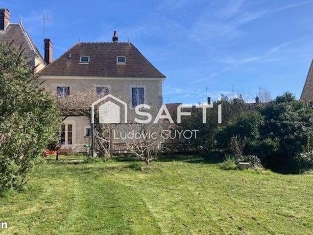 Propriété 7 pièces 155 m²