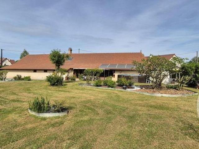 Propriété 7 pièces 155 m²