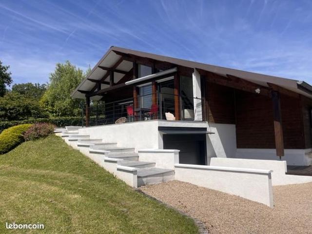 Propriété 7 pièces 156 m²