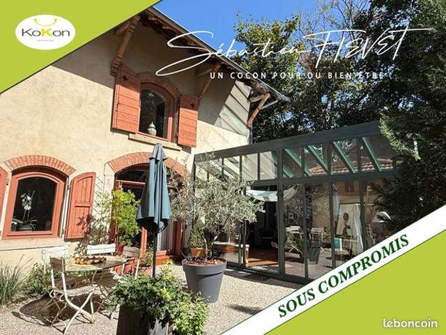 Propriété 7 pièces 156 m²