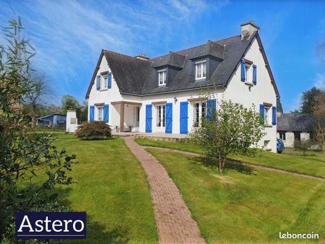 Propriété 7 pièces 156 m²
