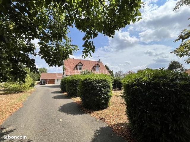 Propriété 7 pièces 156 m²