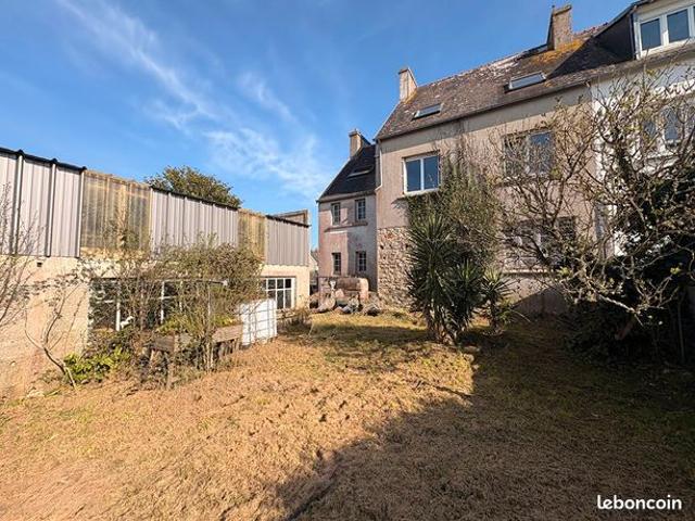 Propriété 7 pièces 157 m²