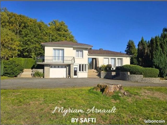 Propriété 7 pièces 158 m²