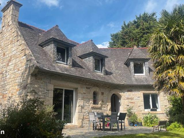 Propriété 7 pièces 158 m²