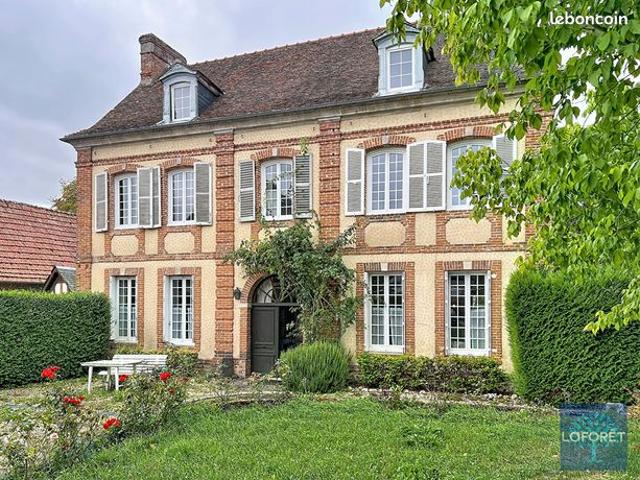 Propriété 7 pièces 158 m²