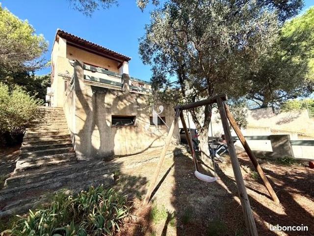 Propriété 7 pièces 158 m²