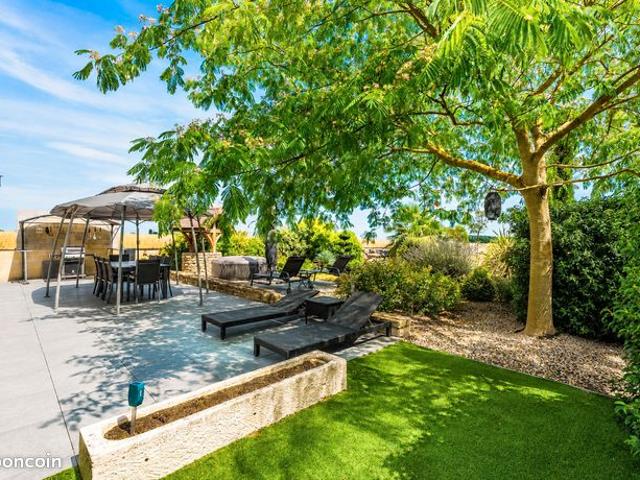 Propriété 7 pièces 159 m²