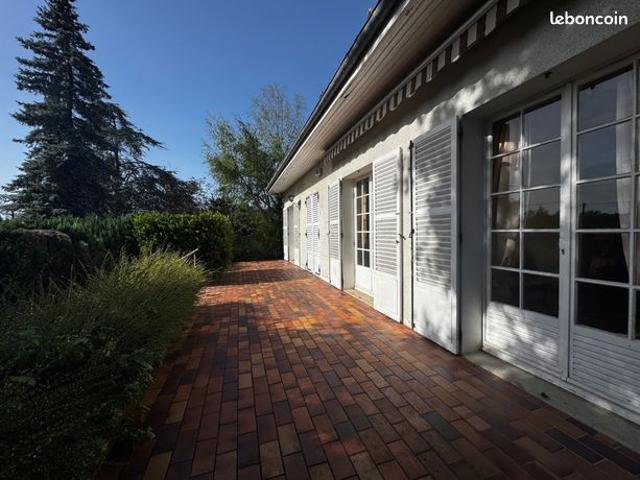 Propriété 7 pièces 159 m²