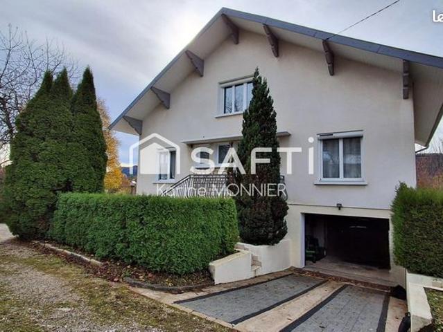 Propriété 7 pièces 159 m²