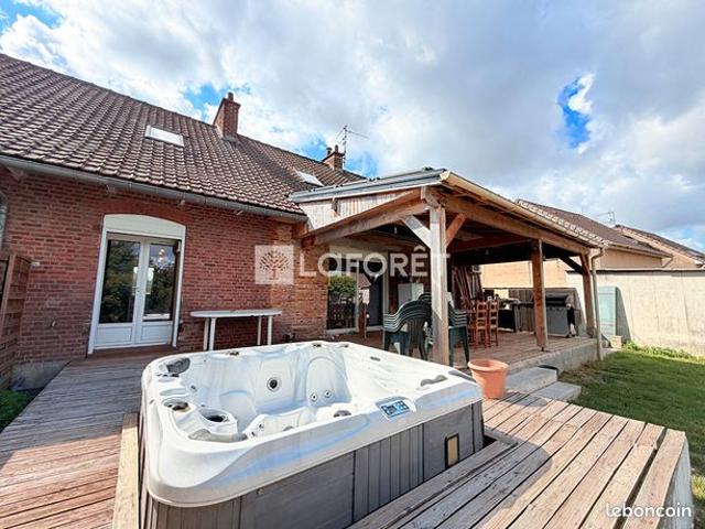 Propriété 7 pièces 150 m²