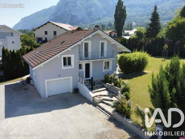 Propriété 7 pièces 150 m²