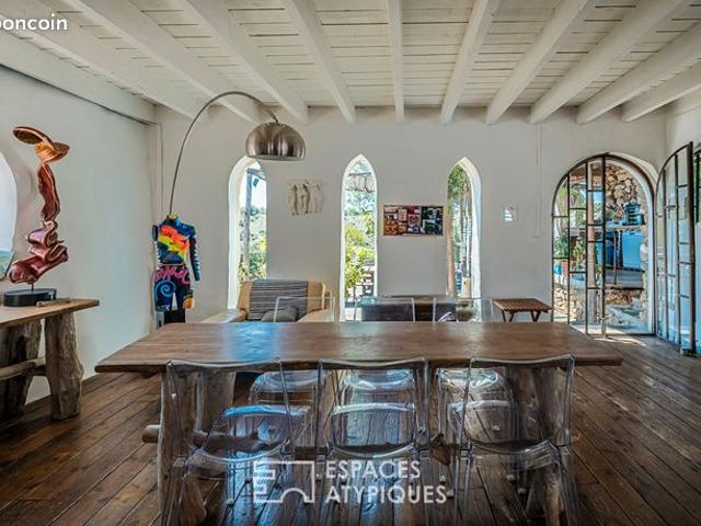 Propriété 7 pièces 150 m²