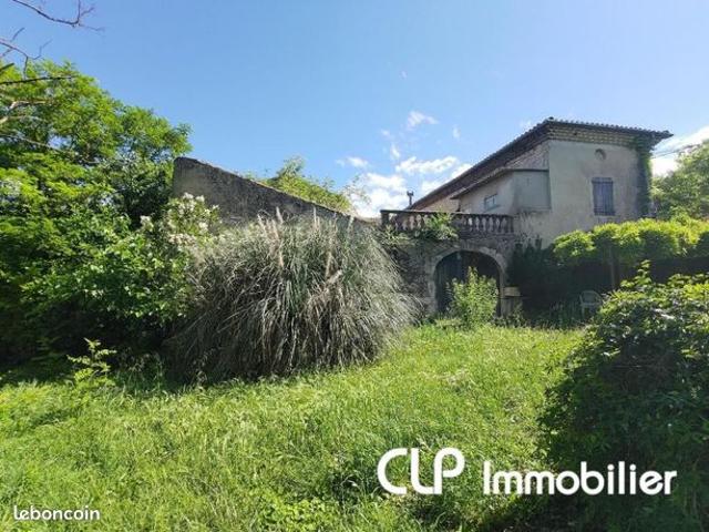 Propriété 7 pièces 150 m²
