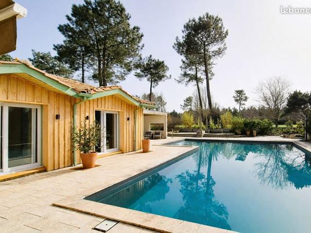 Propriété 7 pièces 150 m²