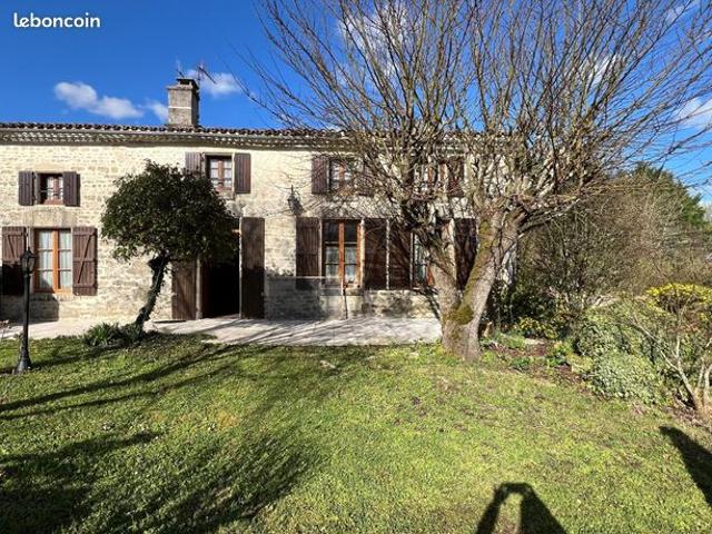 Propriété 7 pièces 150 m²