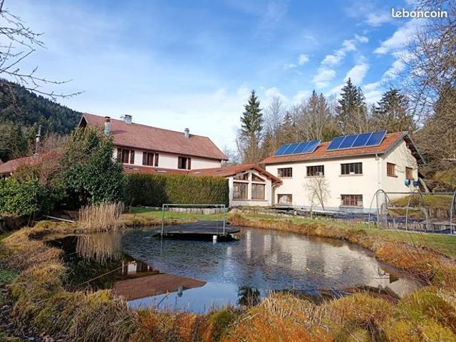 Propriété 7 pièces 150 m²