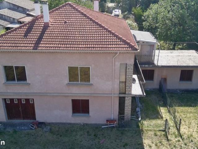 Propriété 7 pièces 150 m²