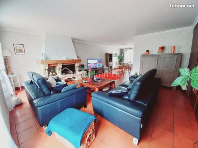 Propriété 7 pièces 150 m²