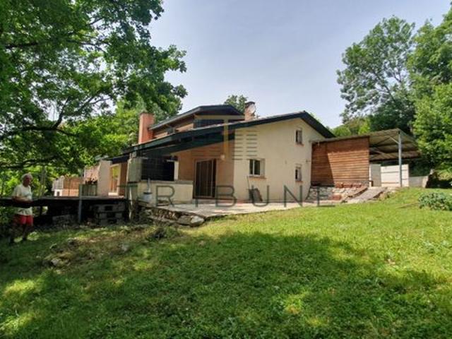 Propriété 7 pièces 150 m²