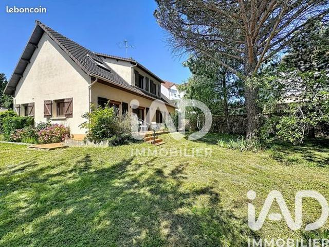 Propriété 7 pièces 150 m²