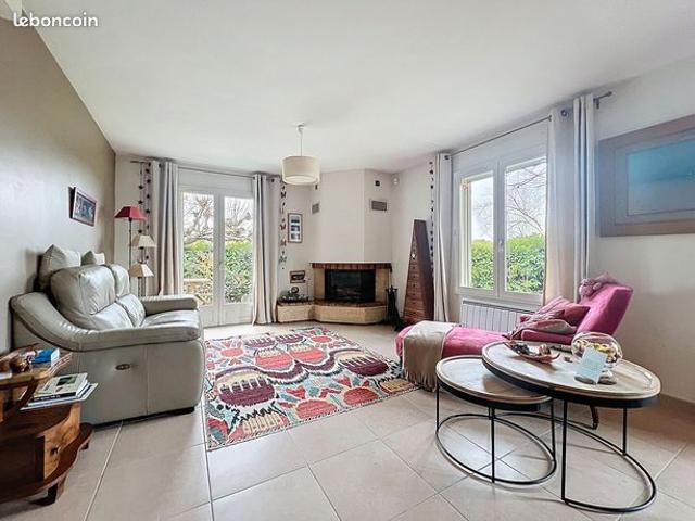 Maison 6 pièces 150 m²