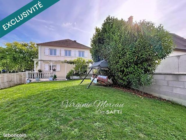 Propriété 7 pièces 151 m²