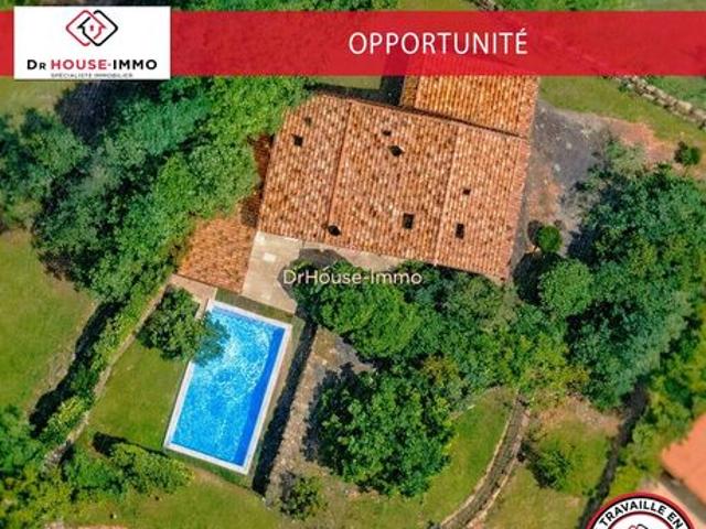 Propriété 7 pièces 152 m²