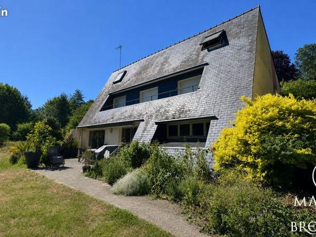 Propriété 7 pièces 152 m²