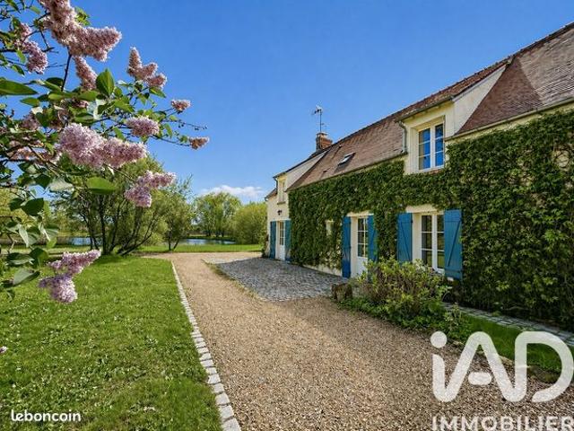 Propriété 7 pièces 164 m²