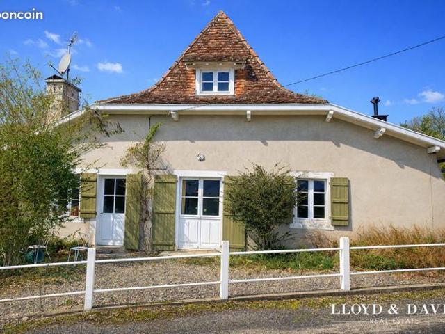 Propriété 7 pièces 164 m²