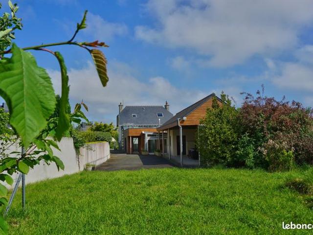 Propriété 7 pièces 164 m²