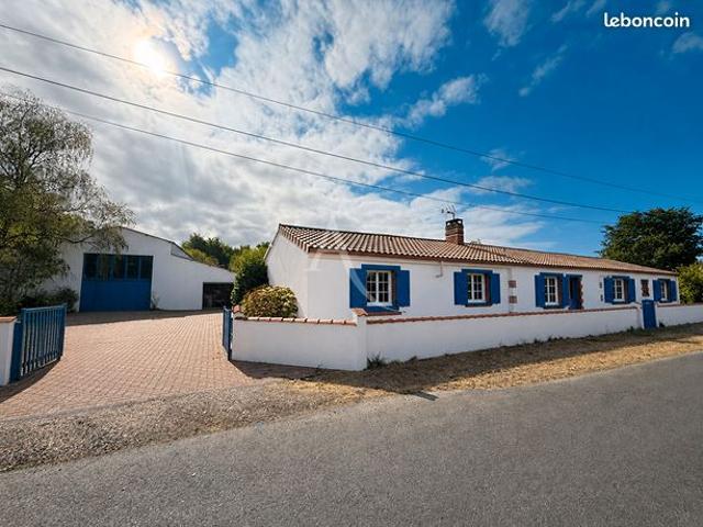 Propriété 7 pièces 164 m²
