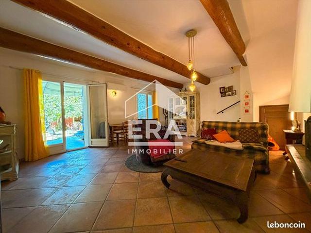 Propriété 7 pièces 164 m²