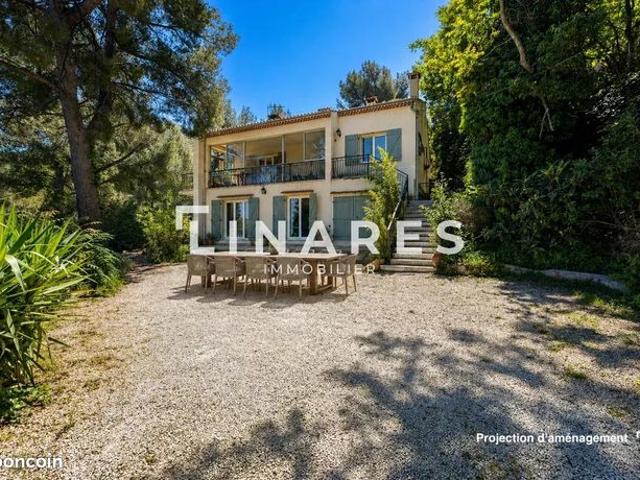 Propriété 7 pièces 165 m²