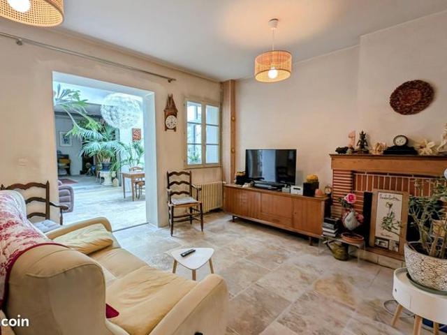 Propriété 7 pièces 165 m²