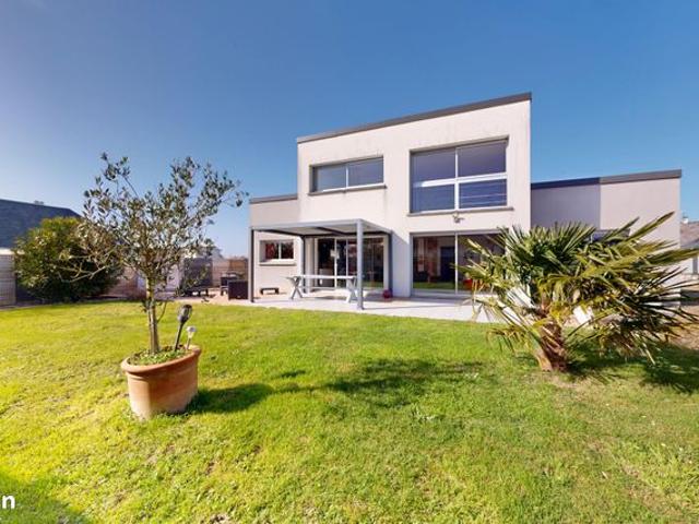Propriété 7 pièces 165 m²
