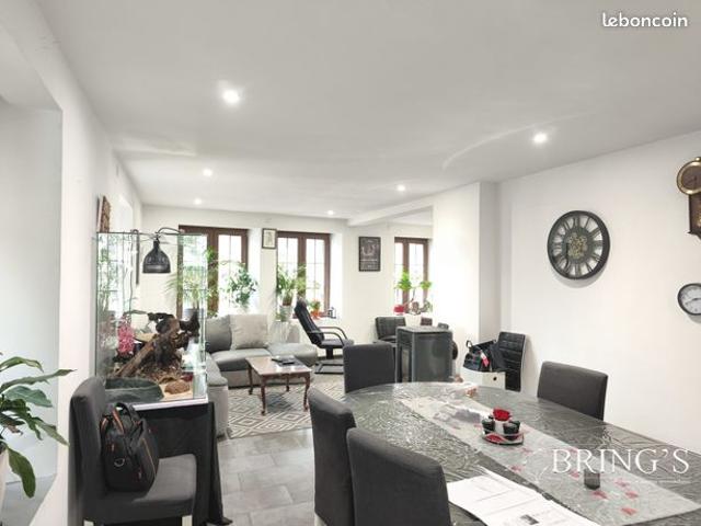 Propriété 7 pièces 165 m²