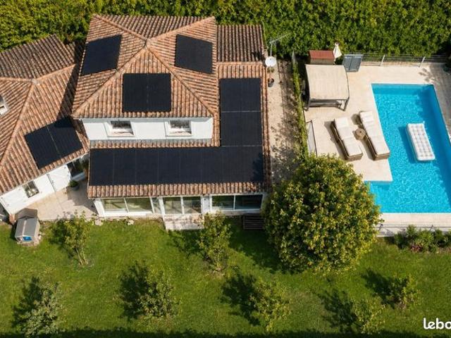 Propriété 7 pièces 165 m²