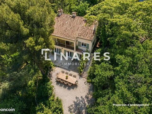 Propriété 7 pièces 165 m²